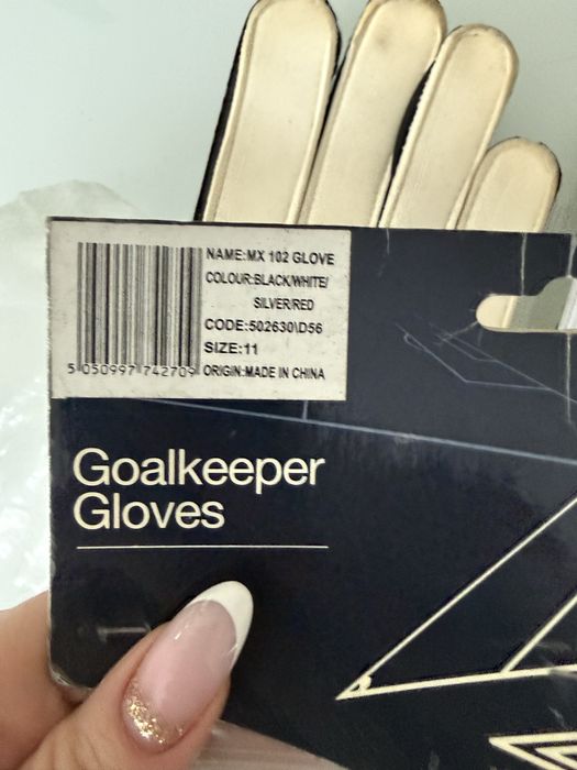 Umbro rękawice bramkarskie nowe rozmiar 11