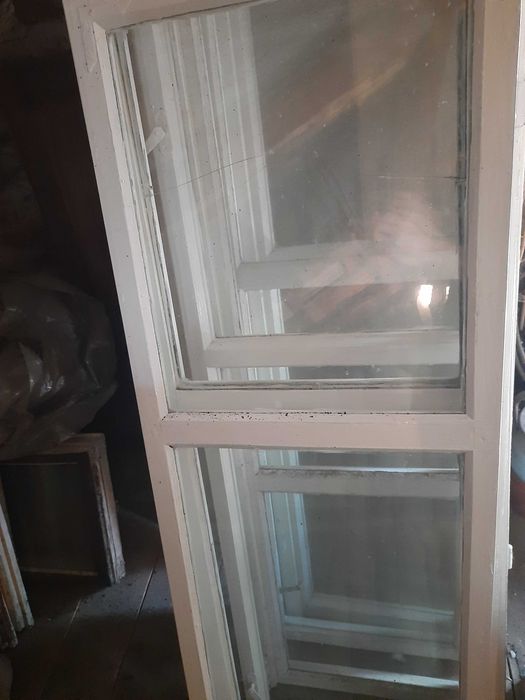 Деревяні віконні рами б/у