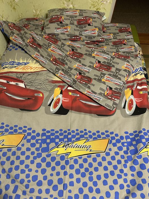 Плед, постіль, покривало Тачки Молнія Маквін