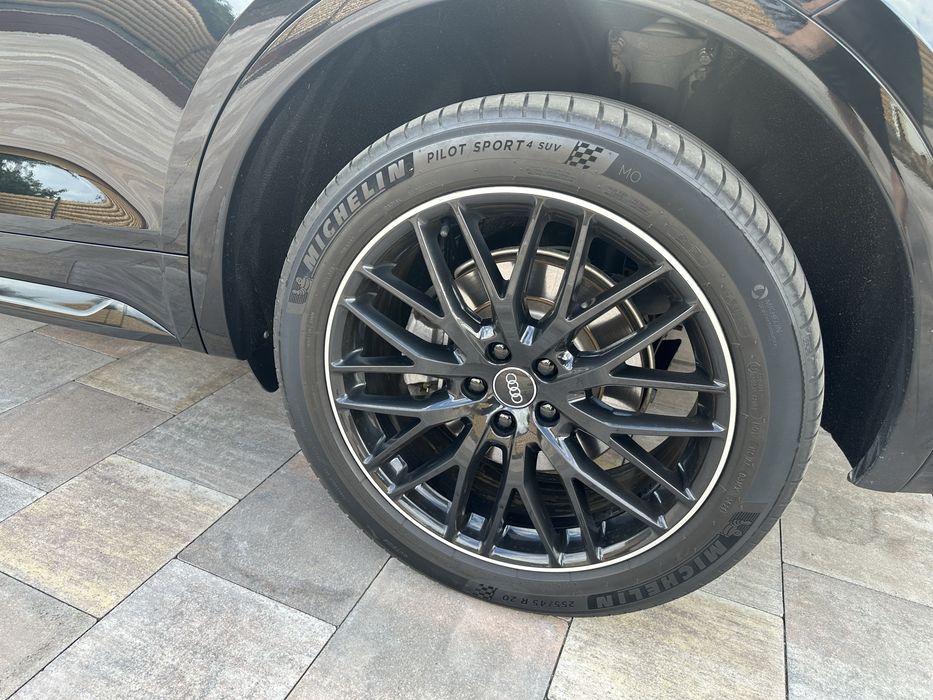 AUDI Q5 власне авто