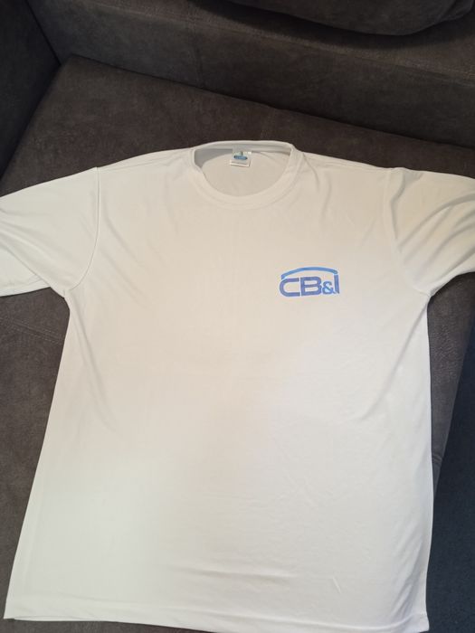 Футболка розмір L-XL