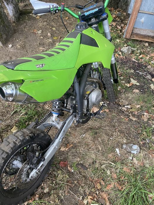 Apollo RFZ 125cc pitbike
