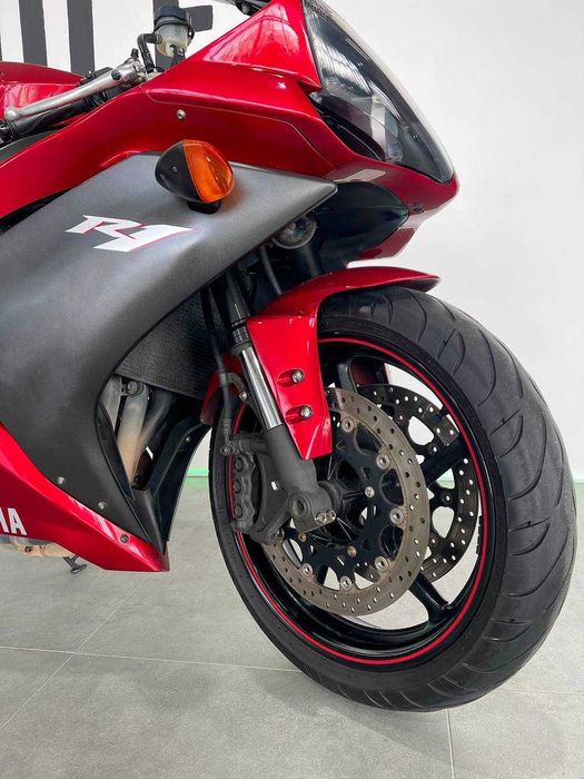 Мотоцикл Yamaha R1