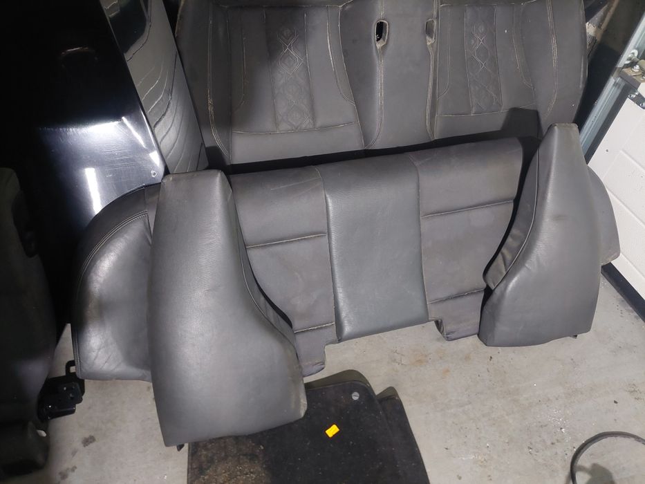 skóra polskora fotele siedzenia boczki bmw e46 kombi europa