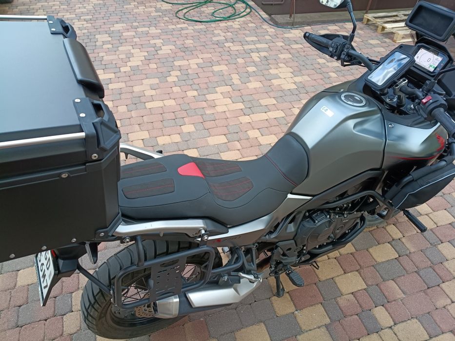 Honda Transalp 750 z 2024 roku. Cesja leasingu.