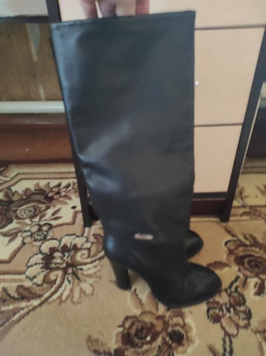 Сапожки шкіряні 35р