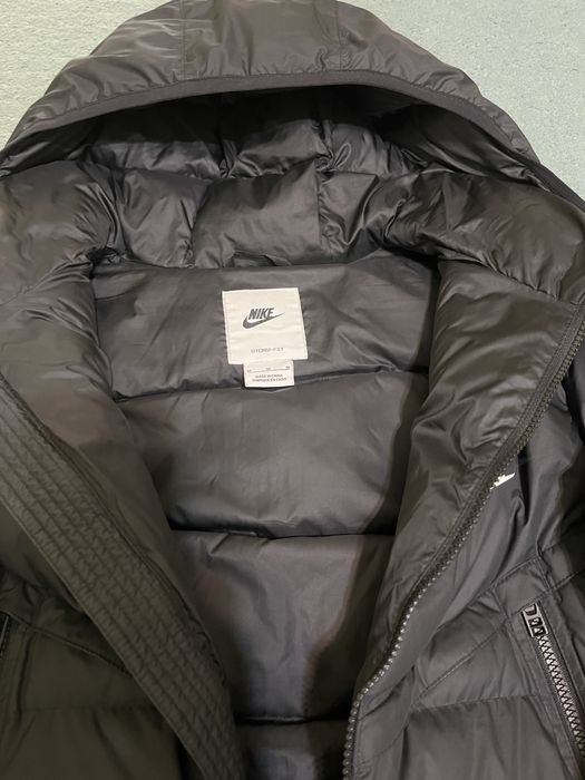 Пуховик Nike storm hit