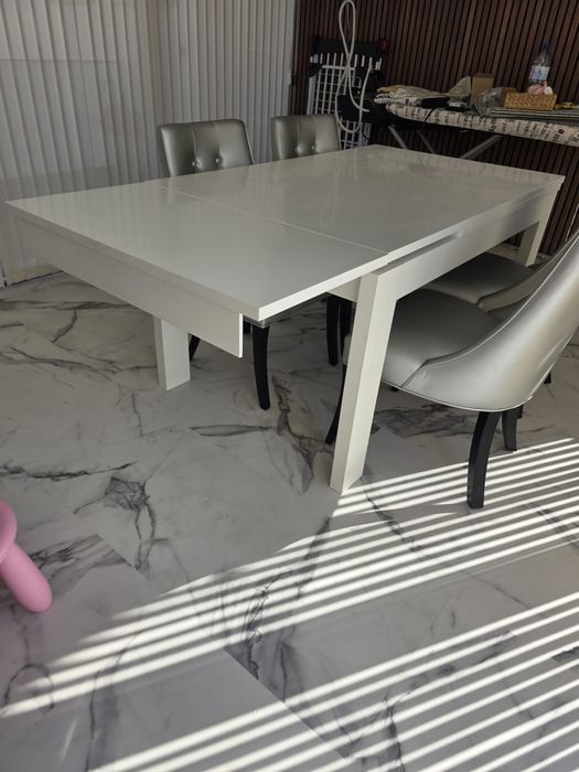 Mesa de Jantar Usado
