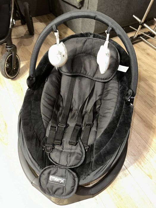 Ухитуючий центр Momy