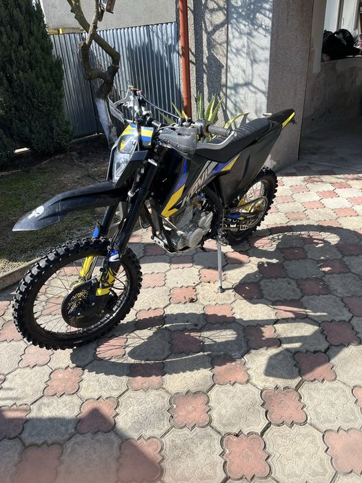 Продам кові адванс 300