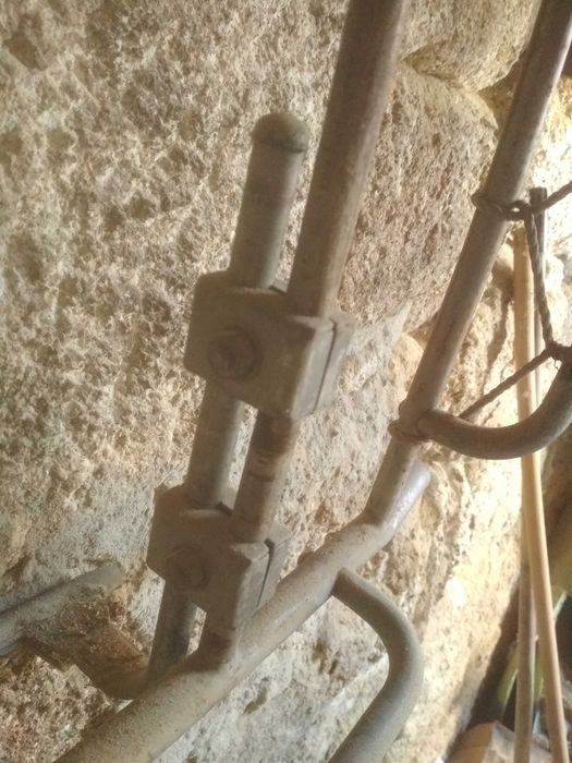 Grade de tejadilho antiga para clássicos