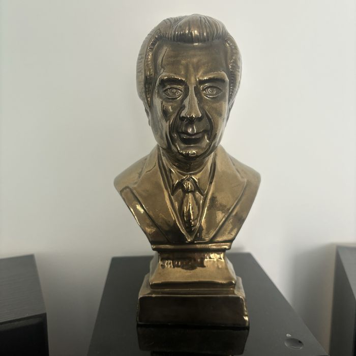 Busto de Sá Carneiro
