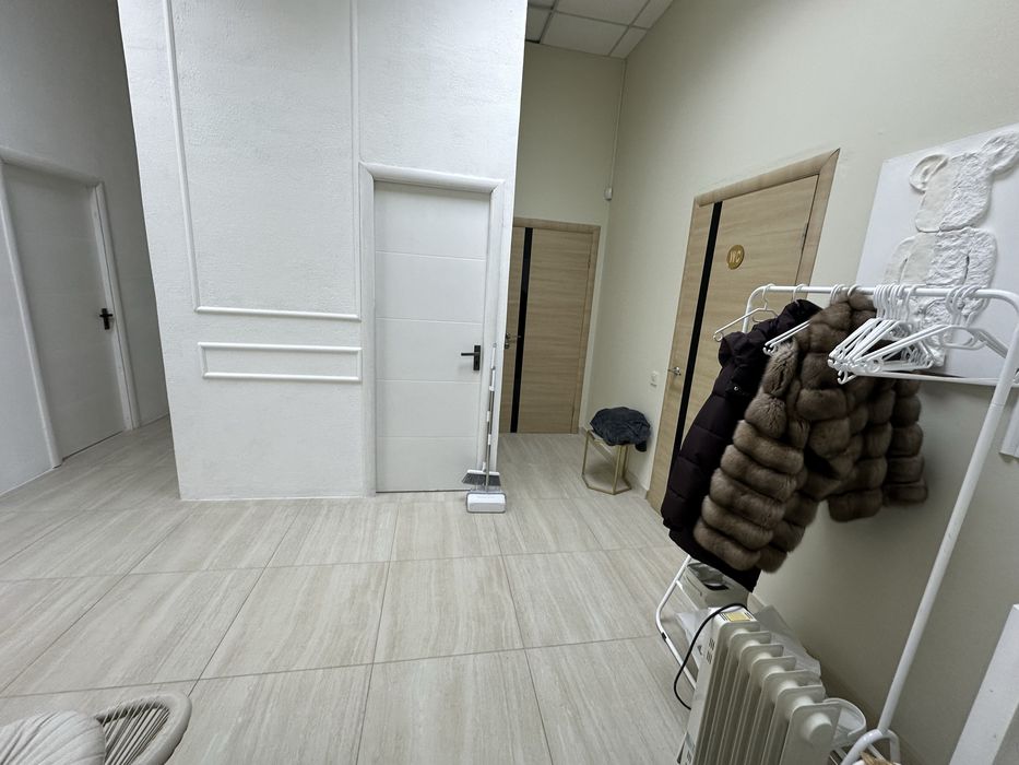 Аренда кабинета косметолога ЦЕНТР с ВОДОЙ /  по мес/на 15 дней в месяц