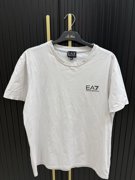 Футболка EA7 розмір XXL