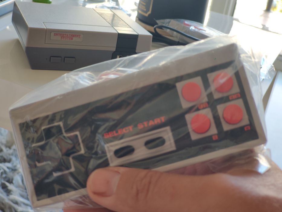 Retro Konsola Pegasus z 620 grami Nintendo Entertainment System (NES)