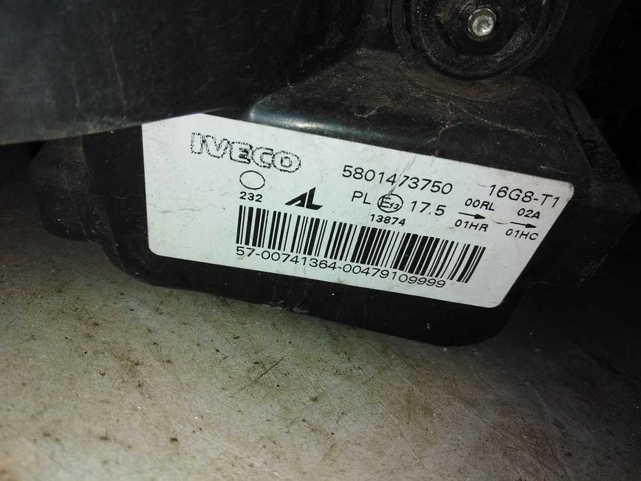 Iveco Daily IV Lampa Przód Lewa