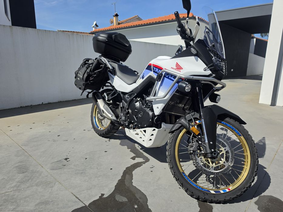 Honda transalp 750 garantia