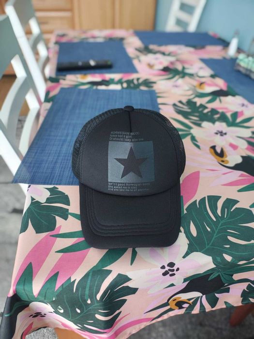 Oddychająca Czapka Trucker z Siatki - Regulowana Czapka Baseballowa