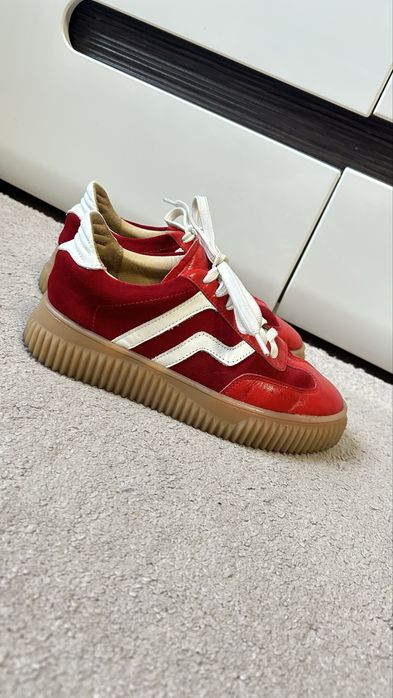 Adidasy buty ze skóry naturalnej 36.5