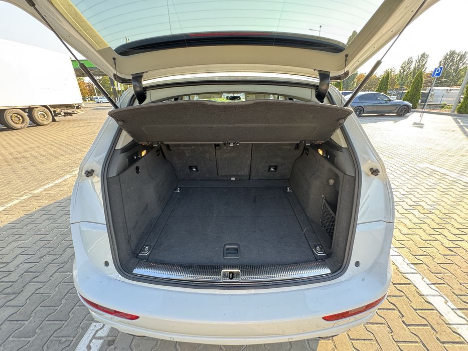 Audi Q5 TFSI 2.0 Premium Plus