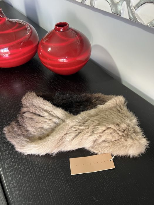 Gola de Pele – Tintoretto (Nova com Etiqueta)