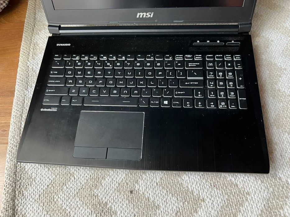 MSI GT63 Titan 8RG GTX 1080/i7 8750H/32GB RAM/4K/512+1tb ssd