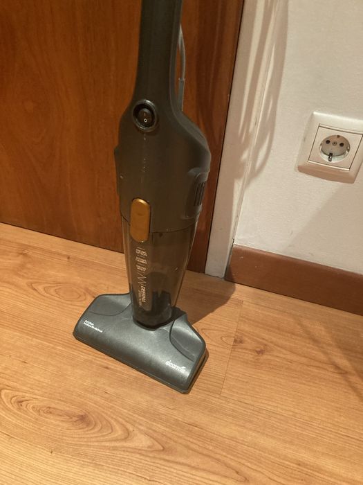 Aspirador mao com fio marca Deema