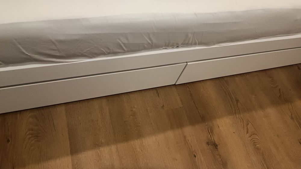 Vendo cama casal 140x200cm