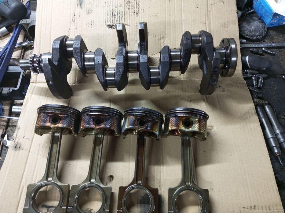 Коленвал шатун поршень 1S7GCF Ford focus  Mazda 5 6  1.8 2.0 16v