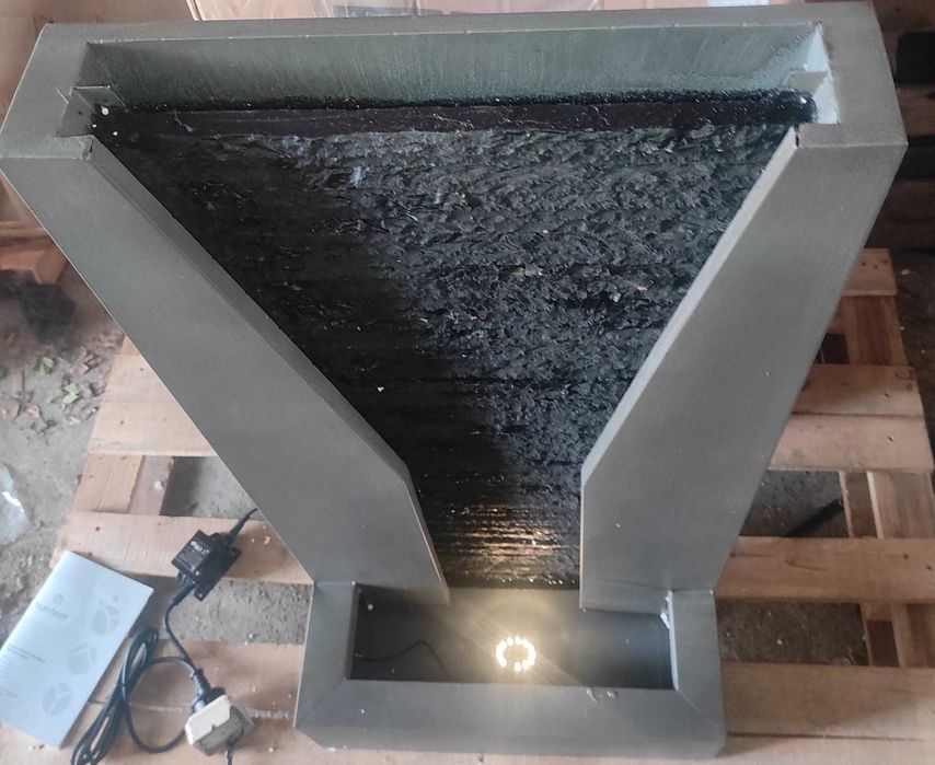 Декоративний садовий світлодіодний фонтан blumfeldt Riverrun