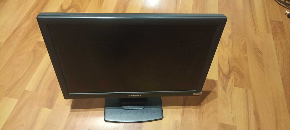Sprzedam Monitor Hyundai 19 cali