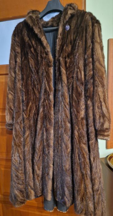 Futro z norek brąz