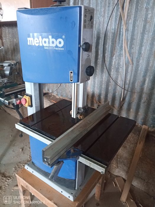 Serra de fita METABO