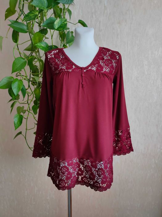 NOWA bordowa elegancka bluzka koronka dekolt V r. 36/38 S/M Bodyflirt