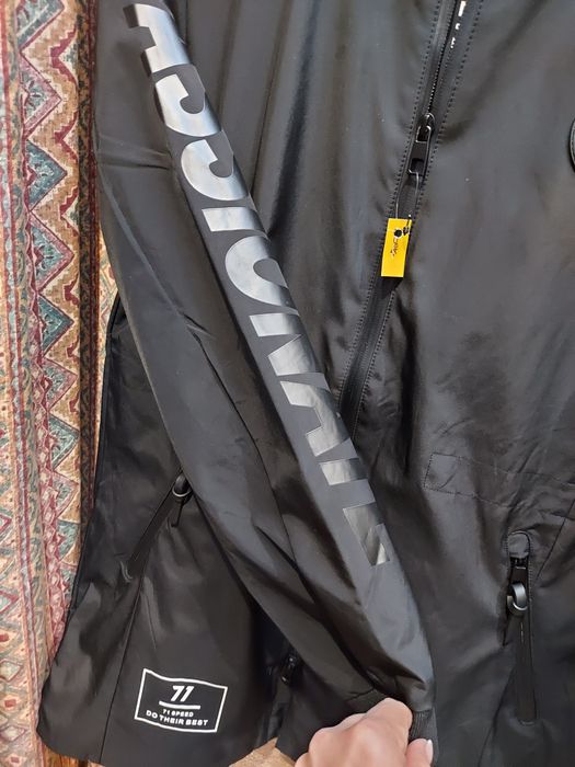 Мужская ветровка