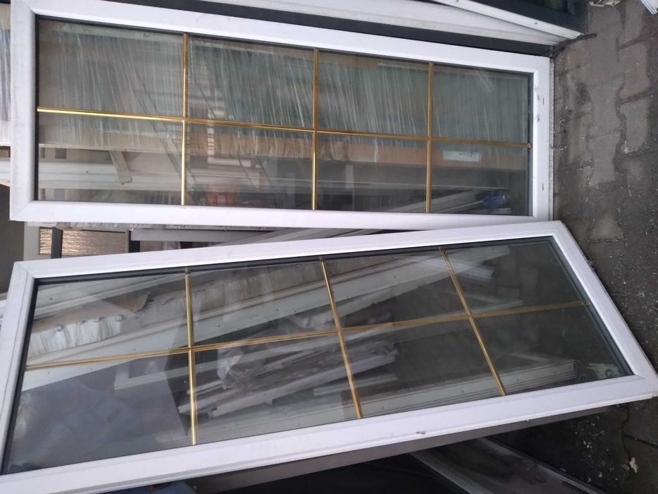 Okno  witryny fix biale