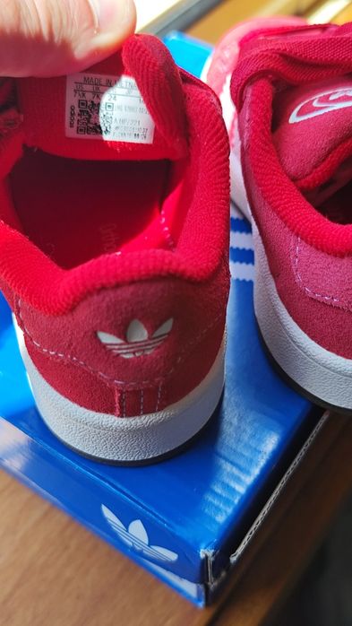 Sapatilhas adidas n24
