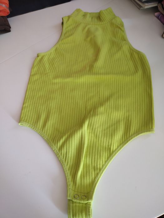 Bershka rozmiar XS/S Body