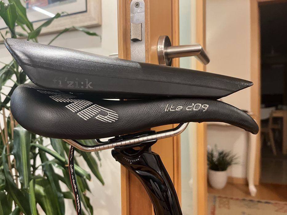 Vendo selim fizik/Selle smp (separado ou em conjunto)