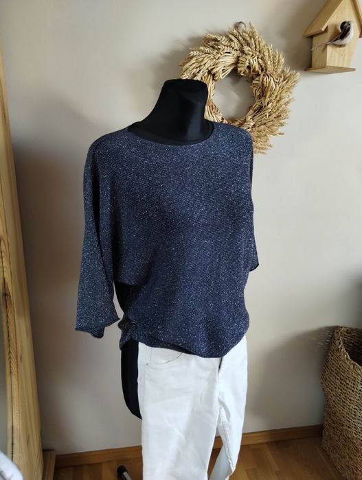 Mieniący się włoski,elegancki sweterek M