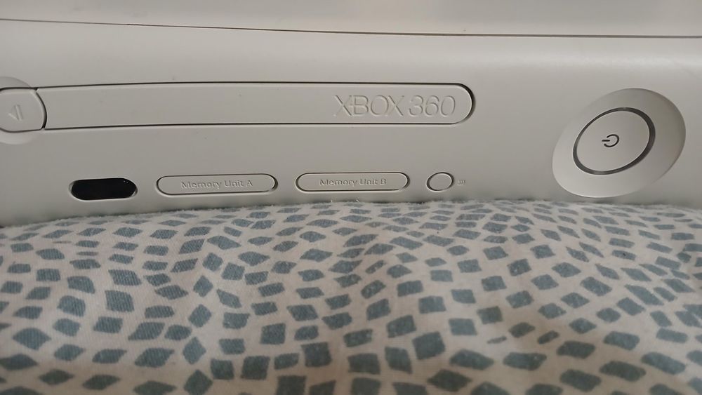 Приставка Xbox 360