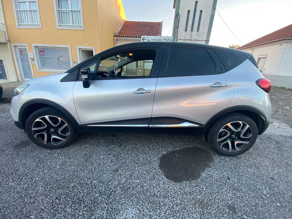 Renault Captur 1.5 DCI de 110 cavalos Versão Exclusive