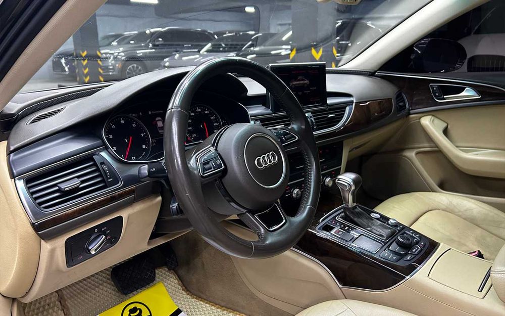 Audi A6 2012року