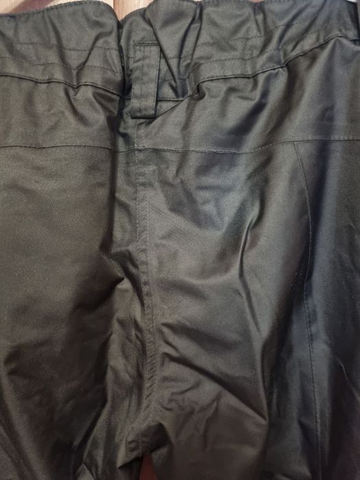 Женские лыжные брюки размер 46
В идеальном состоянии