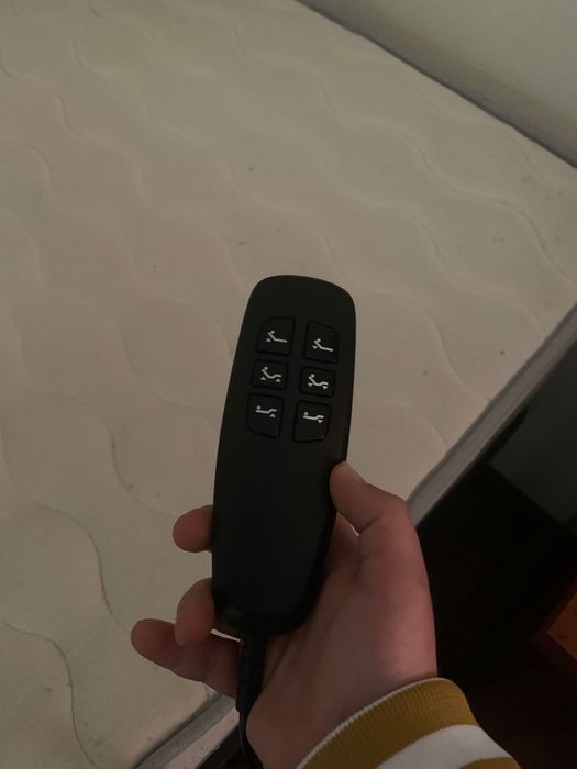 Cama articulada em bom estado