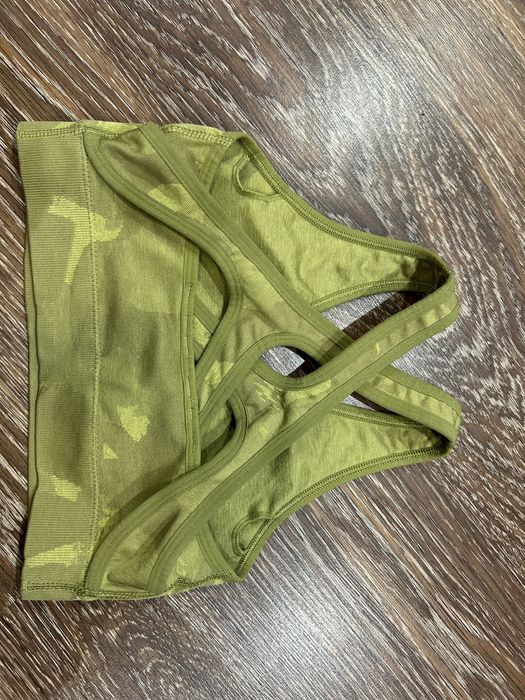 Топ gymshark ADAPT CAMO