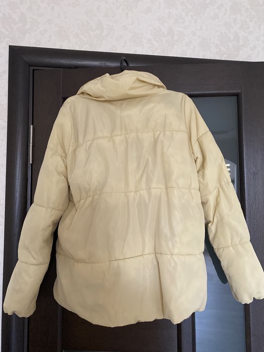 Куртка осінь весна