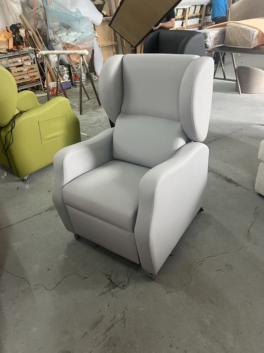 Cadeirão geriatrico, poltronas,sofas