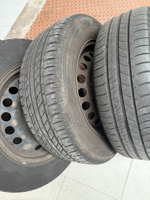 4 jantes com pneus golf