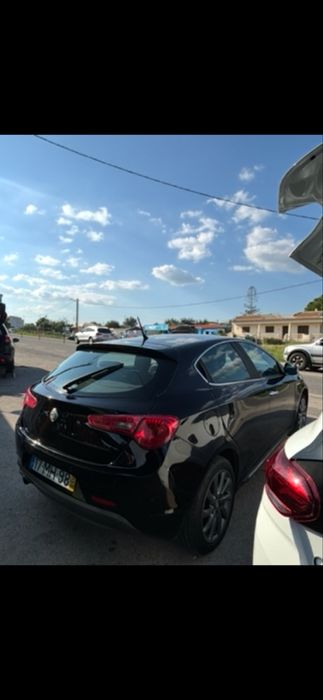 Alfa Romeo Giulietta Turismo 180 mil kms nacional